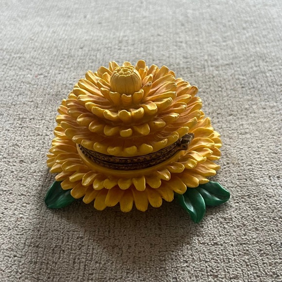 Unbranded Other - Vintage Sunflower Hinged Trinket Box Yellow Floral Resin Jewelry Case 99022RA